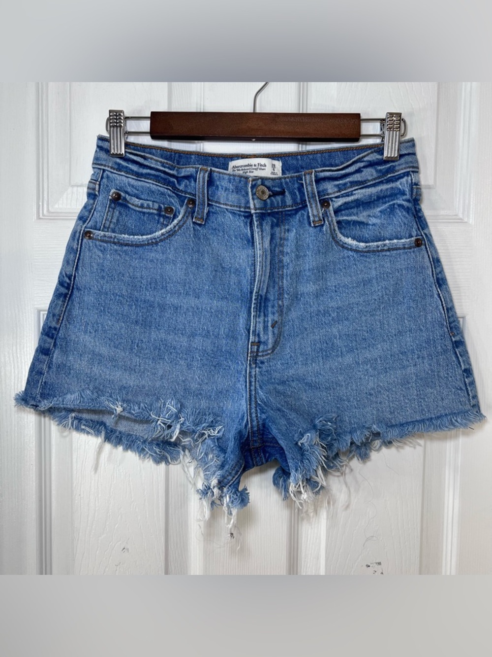 Abercrombie & Fitch The ‘90s Relaxed Curoff High Rise Shorts Size 28/6